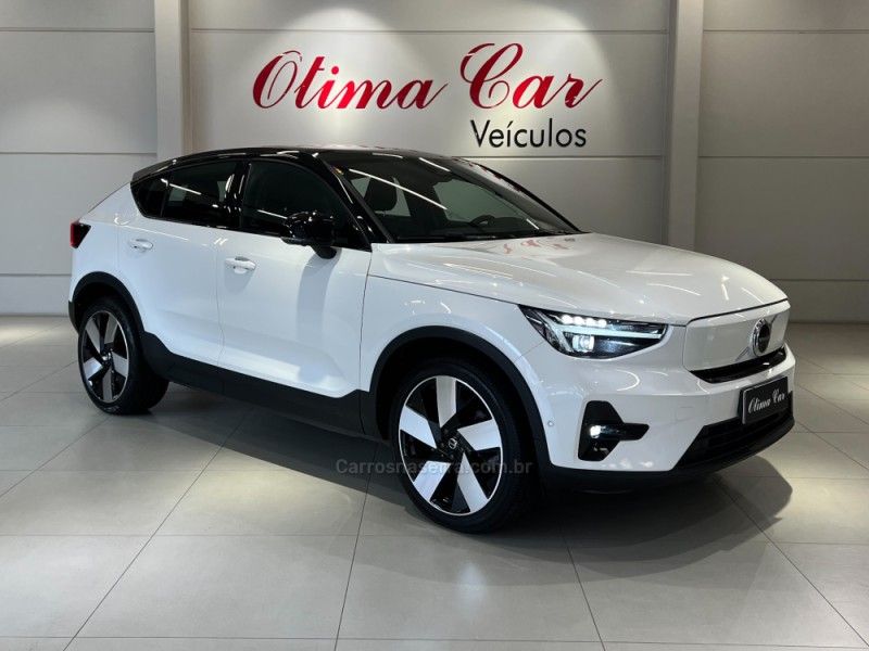 VOLVO C40 RECHARGE PURE ELETRIC 2022/2022 ÓTIMA CAR FLORES DA CUNHA / Carros no Vale