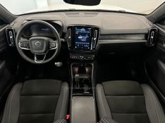 VOLVO C40 RECHARGE PURE ELETRIC 2022/2022 ÓTIMA CAR FLORES DA CUNHA / Carros no Vale