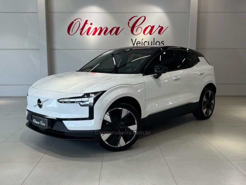 VOLVO EX30 ULTRA EXTENDED RANGE 2024/2024 ÓTIMA CAR FLORES DA CUNHA / Carros no Vale