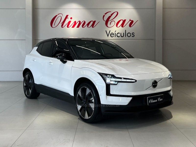 VOLVO EX30 ULTRA EXTENDED RANGE 2024/2024 ÓTIMA CAR FLORES DA CUNHA / Carros no Vale