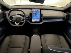 VOLVO EX30 ULTRA EXTENDED RANGE 2024/2025 ÓTIMA CAR FLORES DA CUNHA / Carros no Vale
