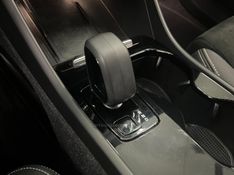 VOLVO XC 40 P6 RECHARGE ELECTRIC PLUS 2023/2024 ÓTIMA CAR FLORES DA CUNHA / Carros no Vale