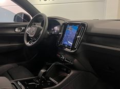 VOLVO XC 40 P6 RECHARGE ELECTRIC PLUS 2023/2024 ÓTIMA CAR FLORES DA CUNHA / Carros no Vale