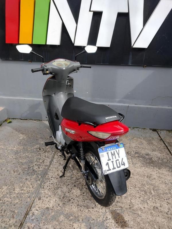 Honda Motos Biz 125 Ks 2005/2006 NECO TOLATI VEÍCULOS VENÂNCIO AIRES / Carros no Vale