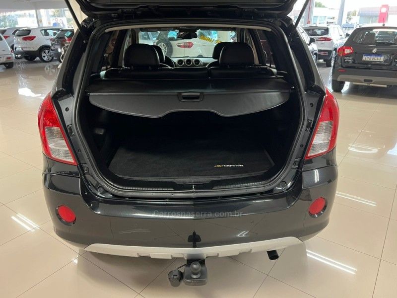 CHEVROLET CAPTIVA 2.4 FWD SPORT 16V 2013/2014 CIMIRRO AUTOMÓVEIS TAQUARA / Carros no Vale