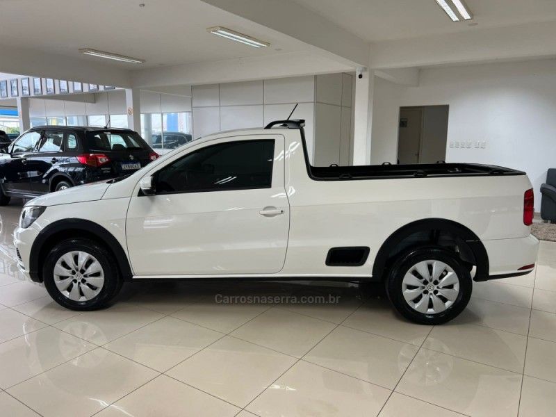 VOLKSWAGEN SAVEIRO 1.6 MI TRENDLINE CS 8V 2017/2018 CIMIRRO AUTOMÓVEIS TAQUARA / Carros no Vale