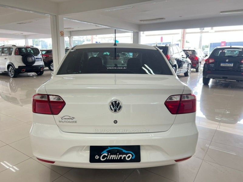 VOLKSWAGEN VOYAGE 1.6 MSI TOTALFLEX 8V 2021/2022 CIMIRRO AUTOMÓVEIS TAQUARA / Carros no Vale