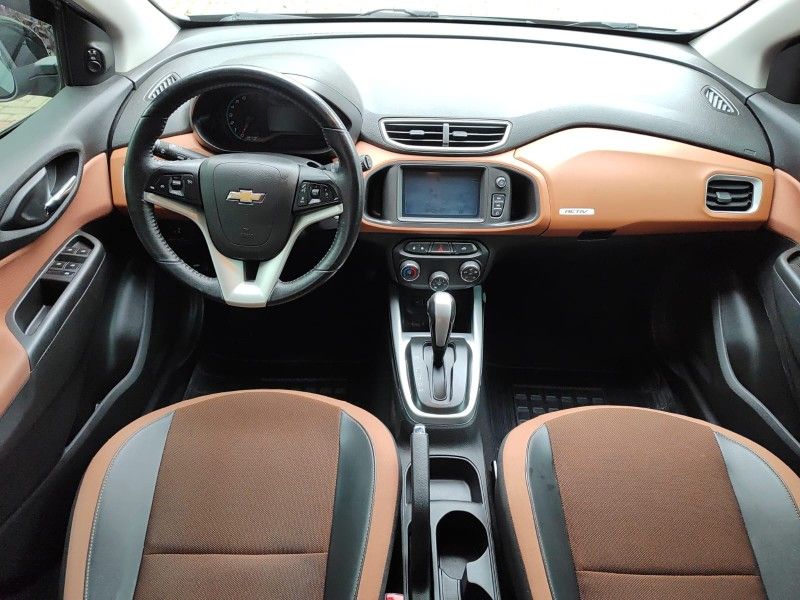 CHEVROLET ONIX 1.4 MPFI ACTIV 8V 2018/2018 AWD MULTIMARCAS LAJEADO / Carros no Vale