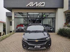 CHEVROLET ONIX 1.4 MPFI ACTIV 8V 2018/2018 AWD MULTIMARCAS LAJEADO / Carros no Vale