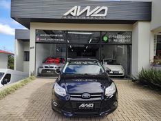 FORD FOCUS 1.6 SE HATCH 16V 2014/2014 AWD MULTIMARCAS LAJEADO / Carros no Vale