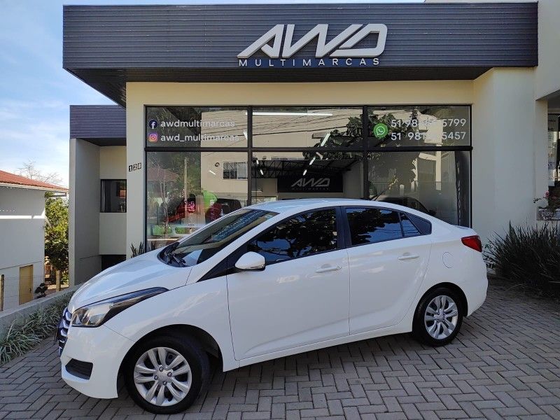 HYUNDAI HB20S 1.6 PREMIUM 16V 2016/2016 AWD MULTIMARCAS LAJEADO / Carros no Vale