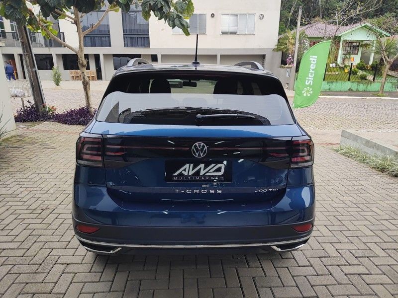 VOLKSWAGEN T-CROSS 1.0 COMFORTLINE TSI 2023/2023 AWD MULTIMARCAS LAJEADO / Carros no Vale