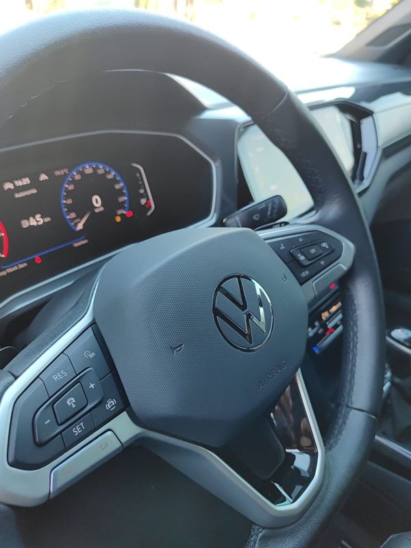 VOLKSWAGEN T-CROSS 1.4 HIGHLINE TSI 16V 2024/2024 AWD MULTIMARCAS LAJEADO / Carros no Vale