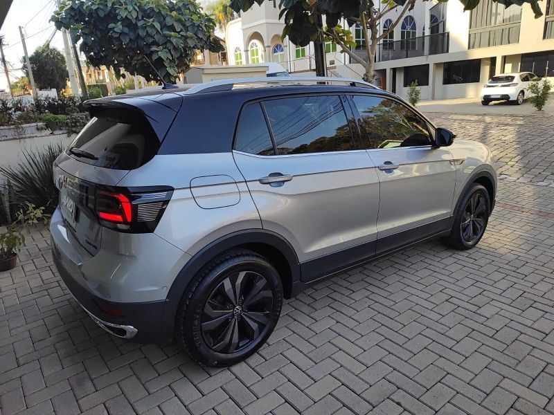VOLKSWAGEN T-CROSS 1.4 HIGHLINE TSI 16V 2024/2024 AWD MULTIMARCAS LAJEADO / Carros no Vale