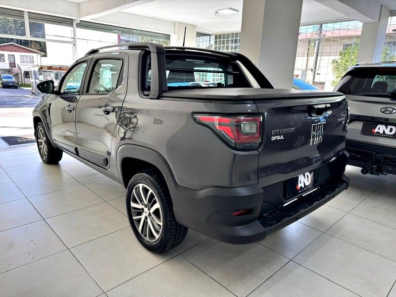 FIAT STRADA 1.3 VOLCANO CD 8V 2023/2023 ANDRIGO VEÍCULOS CAXIAS DO SUL / Carros no Vale