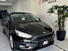 FORD FOCUS 2.0 SE PLUS 16V 2017/2018 ANDRIGO VEÍCULOS CAXIAS DO SUL / Carros no Vale