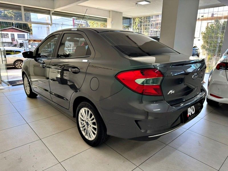 FORD KA 1.5 TITANIUM 12V 2019/2019 ANDRIGO VEÍCULOS CAXIAS DO SUL / Carros no Vale