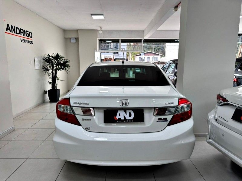 HONDA CIVIC 2.0 LXR 16V 2013/2014 ANDRIGO VEÍCULOS CAXIAS DO SUL / Carros no Vale