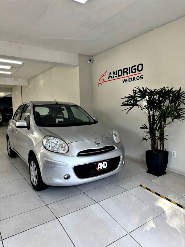 NISSAN MARCH 1.6 S 16V 2013/2014 ANDRIGO VEÍCULOS CAXIAS DO SUL / Carros no Vale