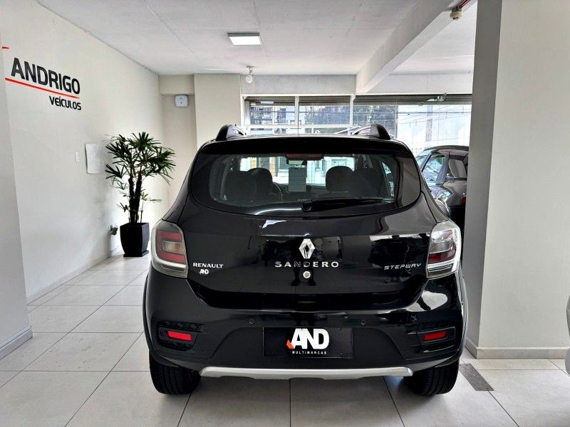 RENAULT SANDERO 1.6 STEPWAY 8V 2015/2015 ANDRIGO VEÍCULOS CAXIAS DO SUL / Carros no Vale