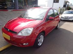 FORD FIESTA 1.6 MPI HATCH 8V 2006/2006 BOURSCHEID CARROS E MOTOS SANTA CLARA DO SUL / Carros no Vale