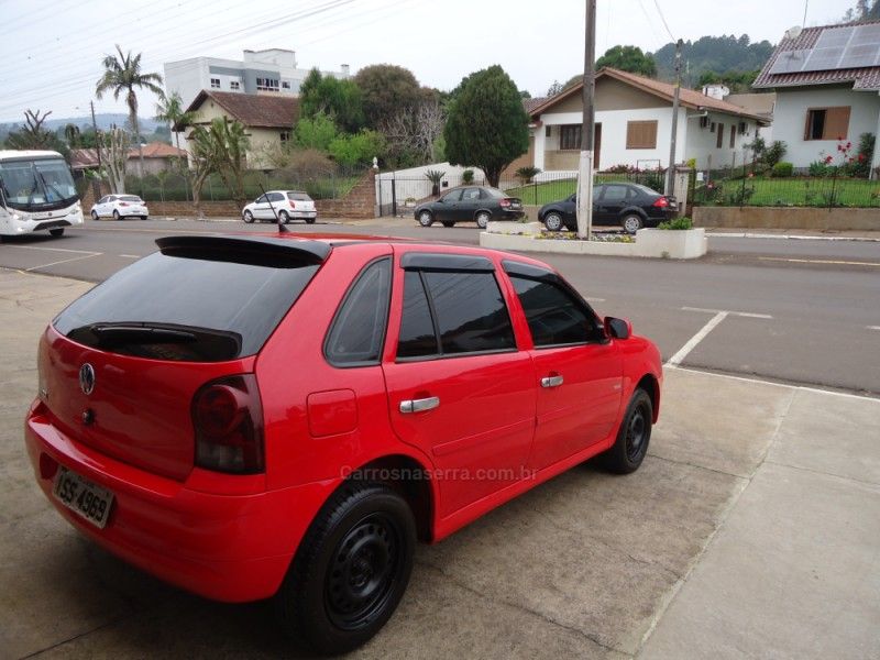 VOLKSWAGEN GOL 1.0 MI TRENDLINE 8V 2011/2012 BOURSCHEID CARROS E MOTOS SANTA CLARA DO SUL / Carros no Vale