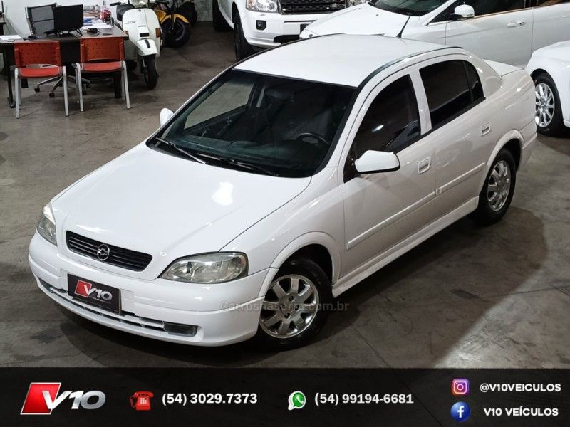 CHEVROLET ASTRA 1.8 MPFI GL SEDAN 8V 1999/1999 V10 VEÍCULOS CAXIAS DO SUL / Carros no Vale