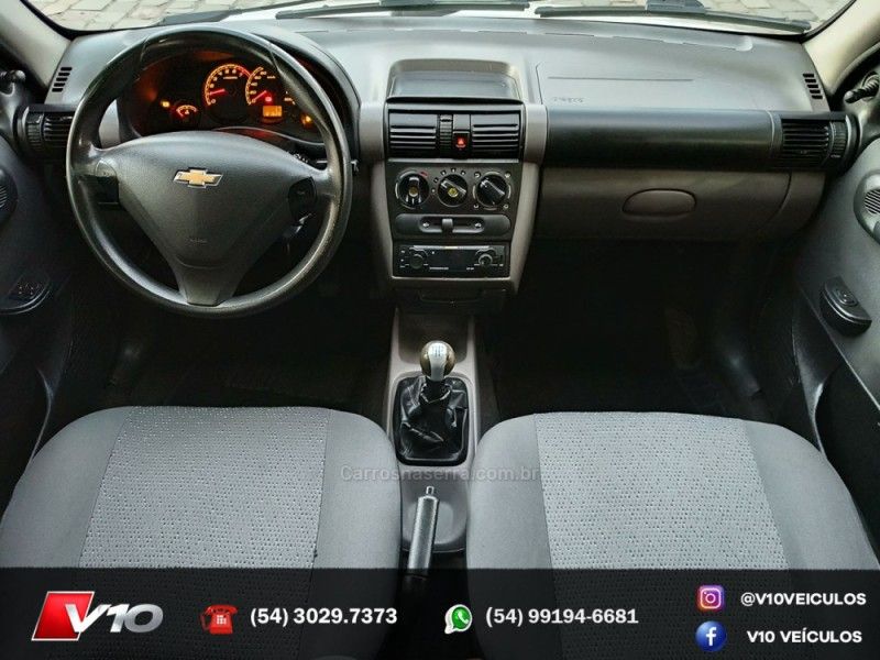 CHEVROLET CLASSIC 1.0 VHC LS 8V 2013/2014 V10 VEÍCULOS CAXIAS DO SUL / Carros no Vale