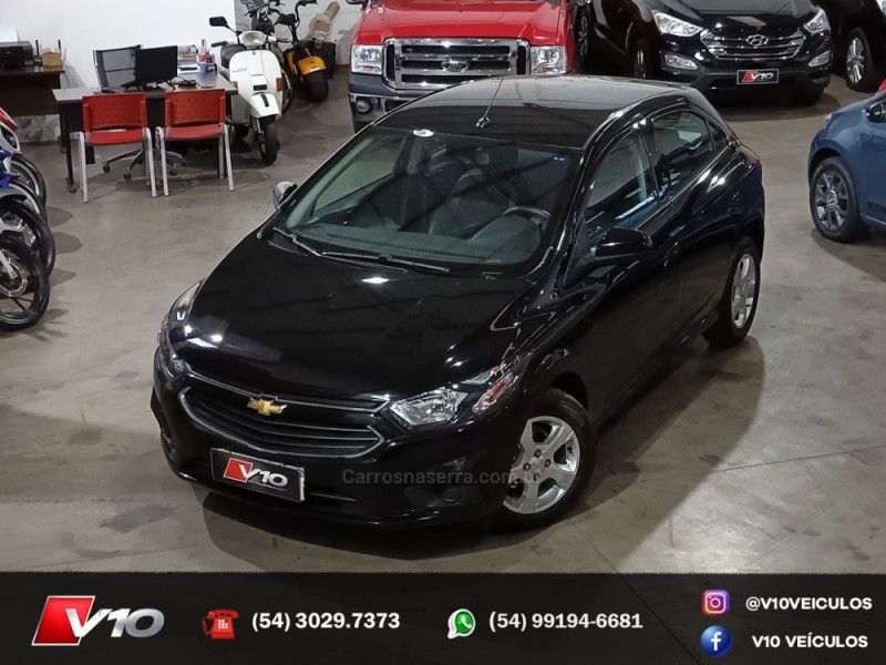 CHEVROLET ONIX 1.4 MPFI LT 8V 2019/2019 V10 VEÍCULOS CAXIAS DO SUL / Carros no Vale