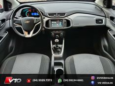 CHEVROLET ONIX 1.4 MPFI LT 8V 2017/2017 V10 VEÍCULOS CAXIAS DO SUL / Carros no Vale