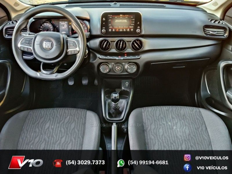 FIAT CRONOS 1.3 DRIVE 8V 2020/2021 V10 VEÍCULOS CAXIAS DO SUL / Carros no Vale