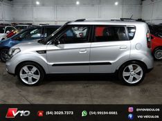 KIA SOUL 1.6 EX 16V 2009/2010 V10 VEÍCULOS CAXIAS DO SUL / Carros no Vale