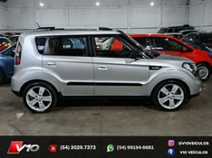 KIA SOUL 1.6 EX 16V 2009/2010 V10 VEÍCULOS CAXIAS DO SUL / Carros no Vale