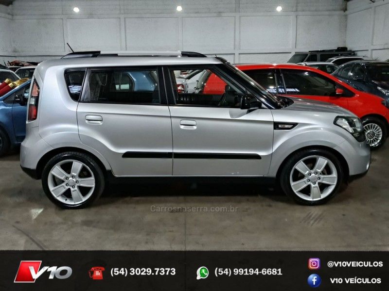 KIA SOUL 1.6 EX 16V 2009/2010 V10 VEÍCULOS CAXIAS DO SUL / Carros no Vale