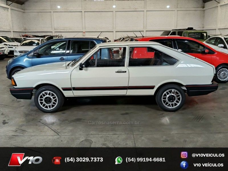 VOLKSWAGEN PASSAT 1.6 LSE 8V 1986/1986 V10 VEÍCULOS CAXIAS DO SUL / Carros no Vale