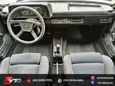 VOLKSWAGEN PASSAT 1.6 LSE 8V 1986/1986 V10 VEÍCULOS CAXIAS DO SUL / Carros no Vale