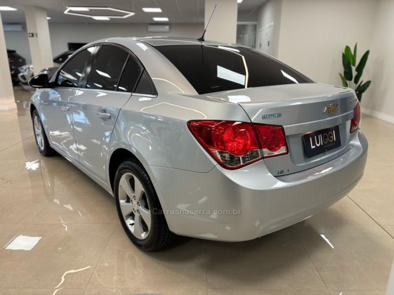 CHEVROLET CRUZE 1.8 LT 16V 2012/2012 LUIGGI AUTOMÓVEIS CARLOS BARBOSA / Carros no Vale