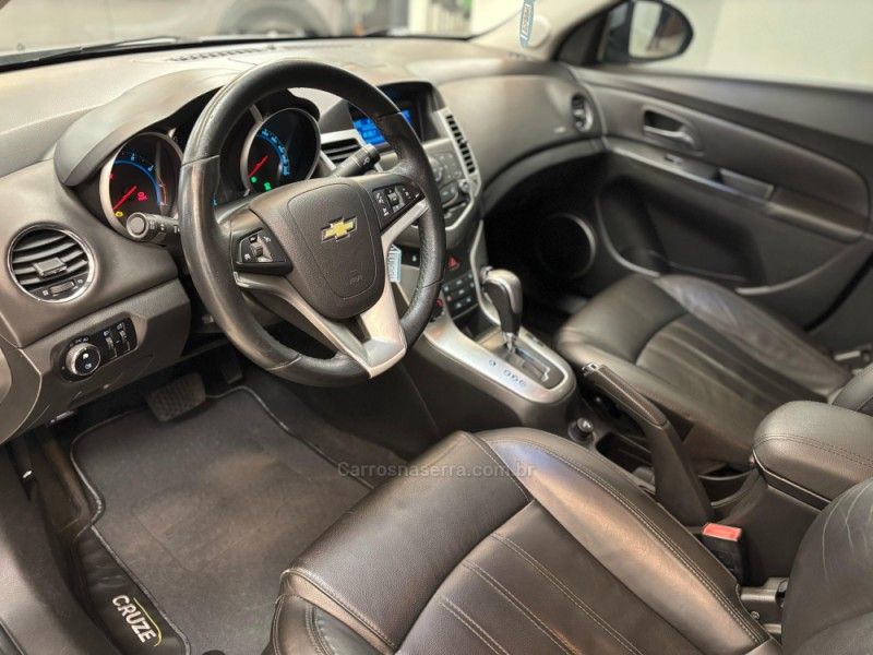 CHEVROLET CRUZE 1.8 LT 16V 2012/2012 LUIGGI AUTOMÓVEIS CARLOS BARBOSA / Carros no Vale