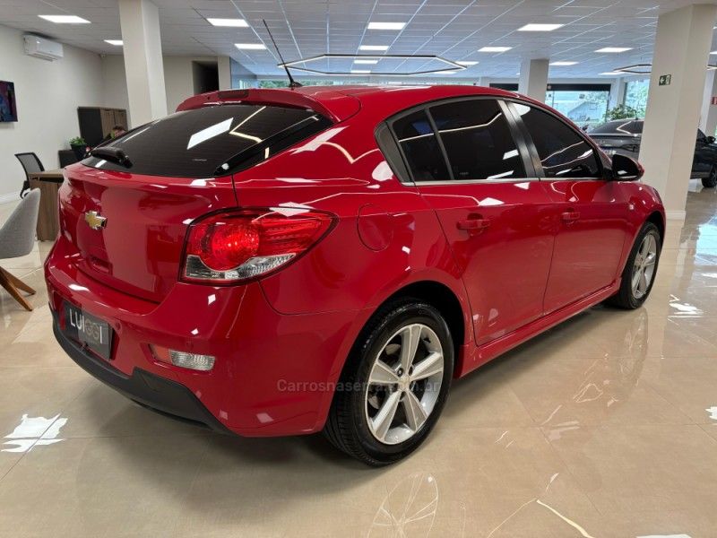 CHEVROLET CRUZE 1.8 LT SPORT6 16V 2015/2015 LUIGGI AUTOMÓVEIS CARLOS BARBOSA / Carros no Vale