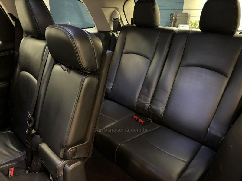 FIAT FREEMONT 2.4 PRECISION 16V 2013/2014 LUIGGI AUTOMÓVEIS CARLOS BARBOSA / Carros no Vale