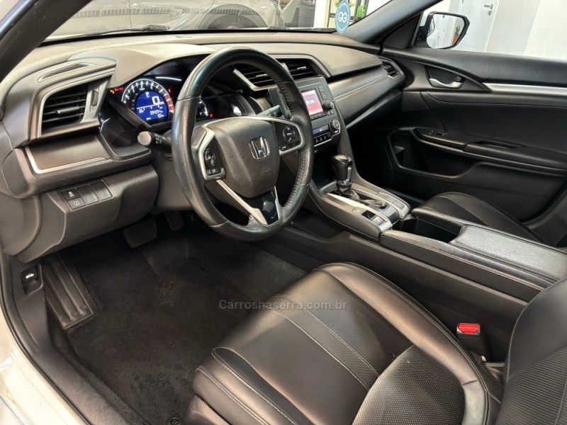 HONDA CIVIC 2.0 LX SEDAN 16V 2020/2020 LUIGGI AUTOMÓVEIS CARLOS BARBOSA / Carros no Vale