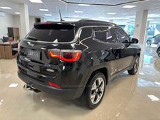 JEEP COMPASS 2.0 16V LONGITUDE 4X4 2018/2019 LUIGGI AUTOMÓVEIS CARLOS BARBOSA / Carros no Vale
