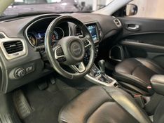 JEEP COMPASS 2.0 16V LONGITUDE 4X4 2018/2019 LUIGGI AUTOMÓVEIS CARLOS BARBOSA / Carros no Vale
