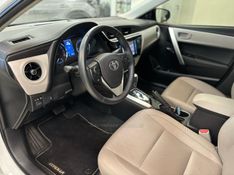 TOYOTA COROLLA 2.0 XEI 16V 2017/2018 LUIGGI AUTOMÓVEIS CARLOS BARBOSA / Carros no Vale