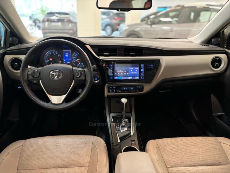 TOYOTA COROLLA 2.0 XEI 16V 2017/2018 LUIGGI AUTOMÓVEIS CARLOS BARBOSA / Carros no Vale