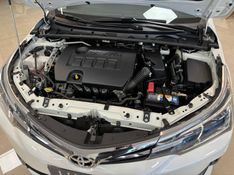 TOYOTA COROLLA 2.0 XEI 16V 2017/2018 LUIGGI AUTOMÓVEIS CARLOS BARBOSA / Carros no Vale