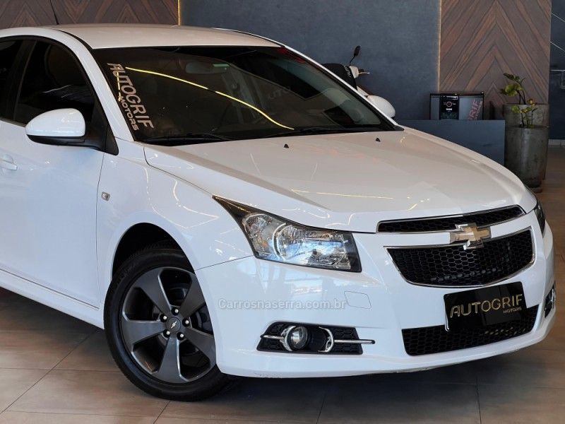 CHEVROLET CRUZE 1.8 LT SPORT6 16V 2014/2014 AUTOGRIF MOTORS CAMPO BOM / Carros no Vale