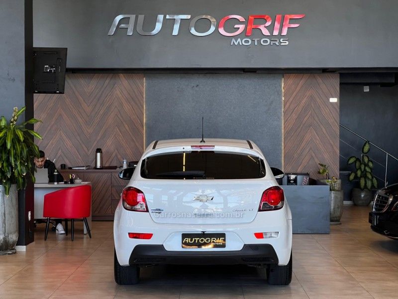 CHEVROLET CRUZE 1.8 LT SPORT6 16V 2014/2014 AUTOGRIF MOTORS CAMPO BOM / Carros no Vale