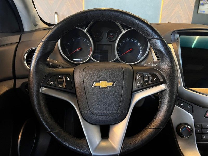 CHEVROLET CRUZE 1.8 LT SPORT6 16V 2014/2014 AUTOGRIF MOTORS CAMPO BOM / Carros no Vale
