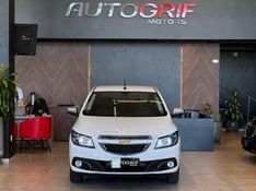 CHEVROLET ONIX 1.0 MPFI LOLLAPALOOZA 8V 2014/2014 AUTOGRIF MOTORS CAMPO BOM / Carros no Vale